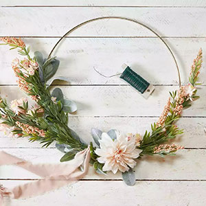 How to Make a Floral Wreath 