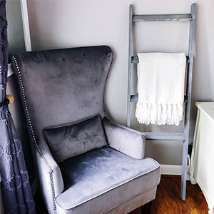 DIY Project: DIY Blanket Ladder